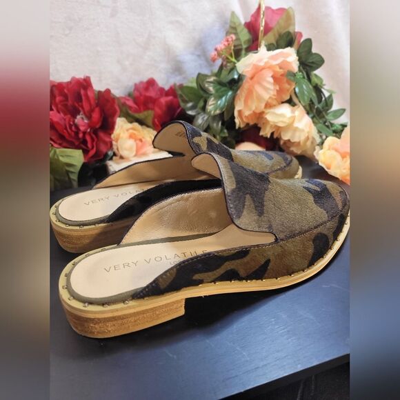 NIB Very Volatile Atwood Camo Slip On Shoe - Picture 10 of 13
